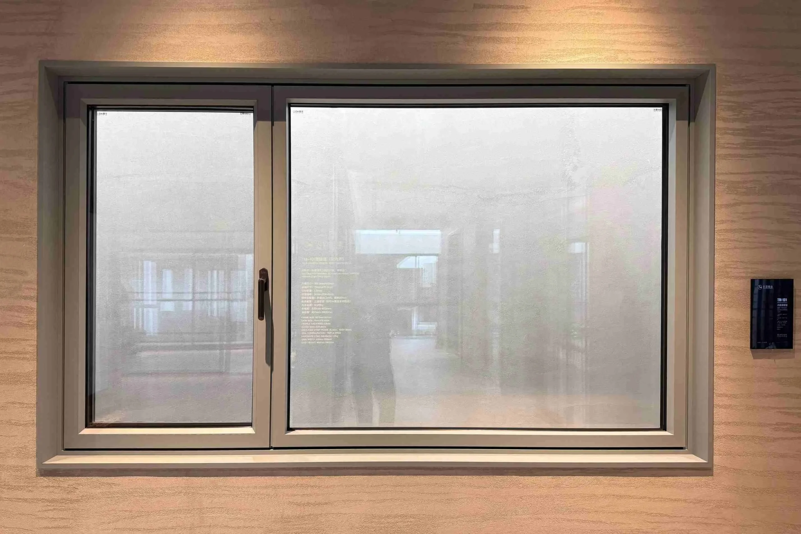 Interior aluminum doors Supplier